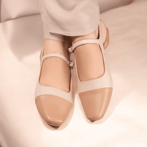 Chanel Beige/Camel