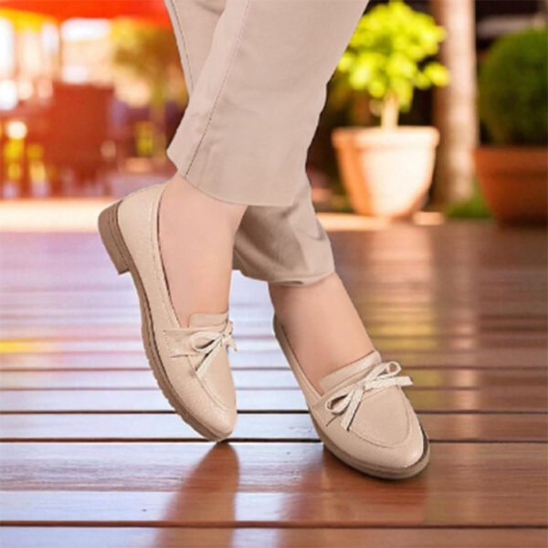 Evangelina Beige