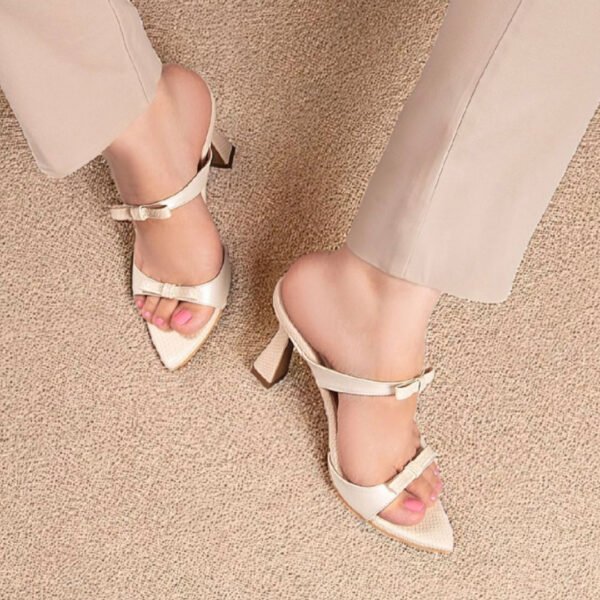 Bet Beige